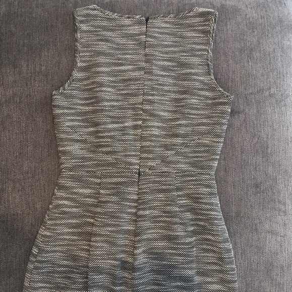NWT Banana Republic Dress size 4 - Picture 4 of 8